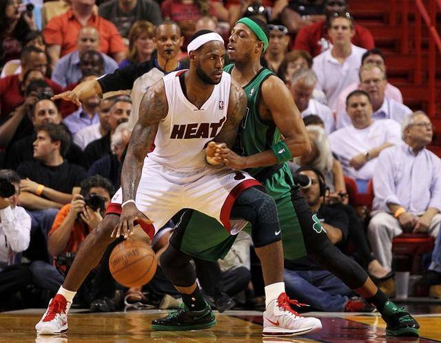 功抢断次数 功抢断次数