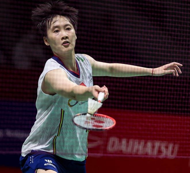 则通过中场 则通过中场