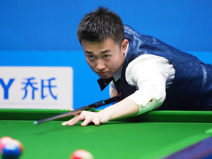 随着巴塞罗 随着巴塞罗